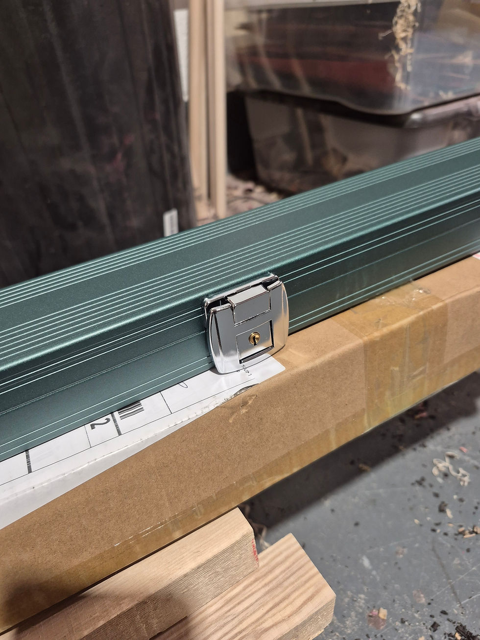 Thumbnail: Aluminium 1 piece cue case