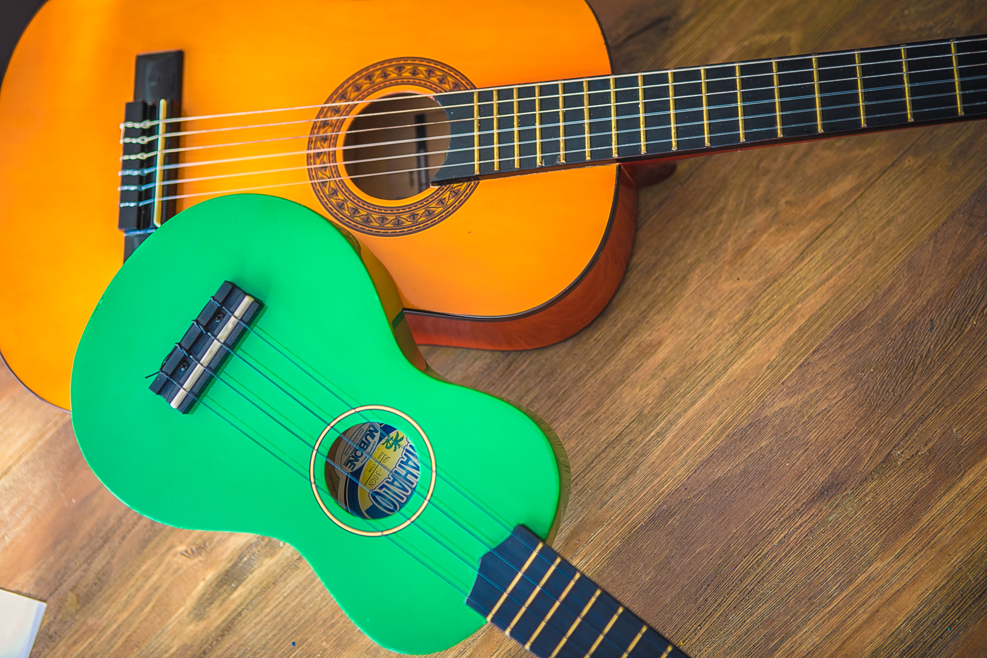 2017-8_KidsGuitar-Uke-1