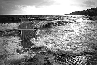 drama-greeceb&w_edited.jpg