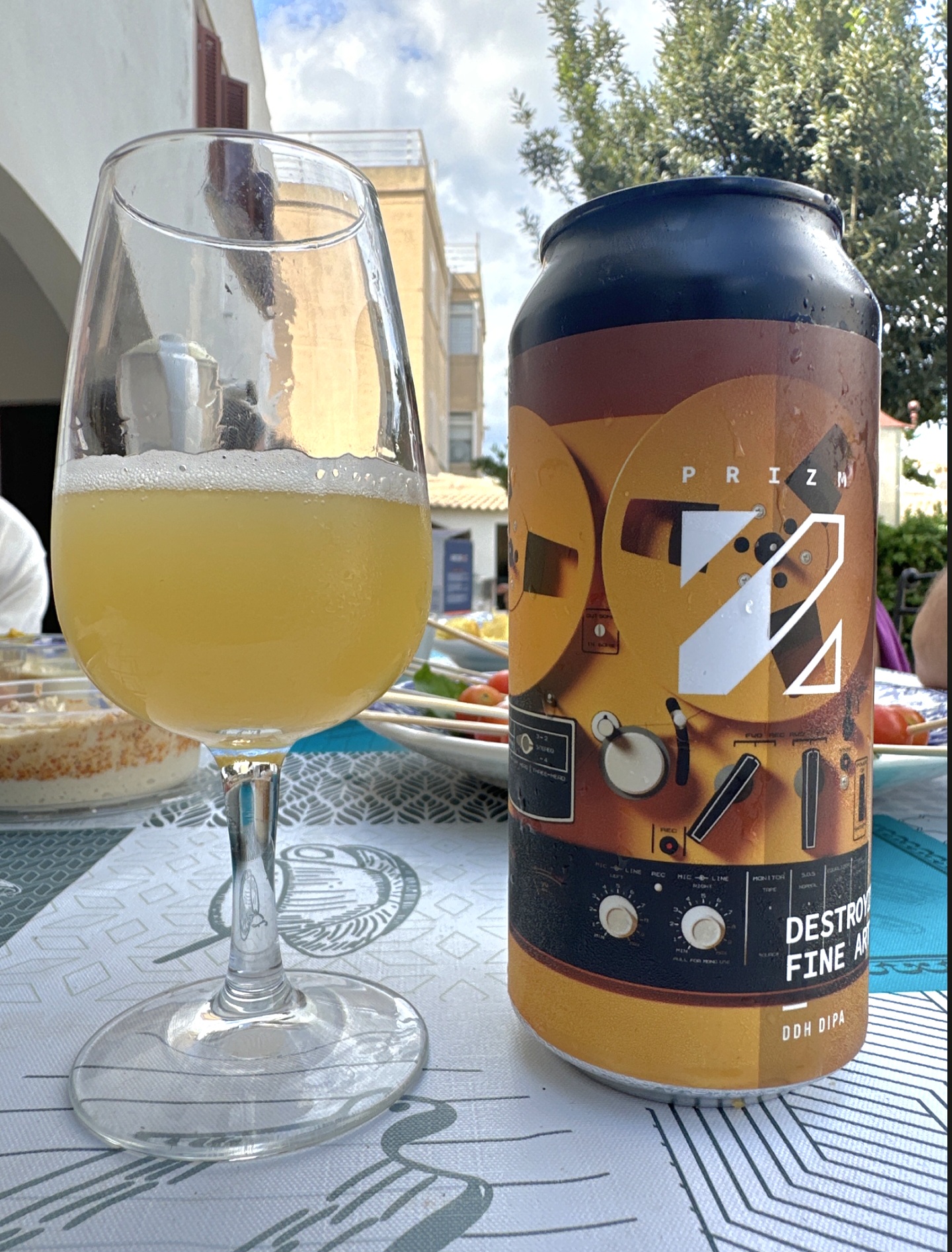 Destroying Fine Arts (440ml) Destroying Fine Arts (440ml)