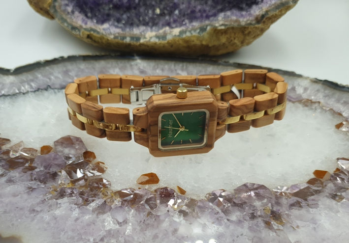 Miniatura: Holzuhr Olive eckig