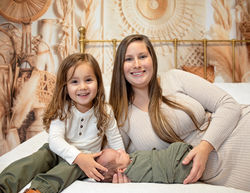 cape coral newborn photographer Ainslie Images