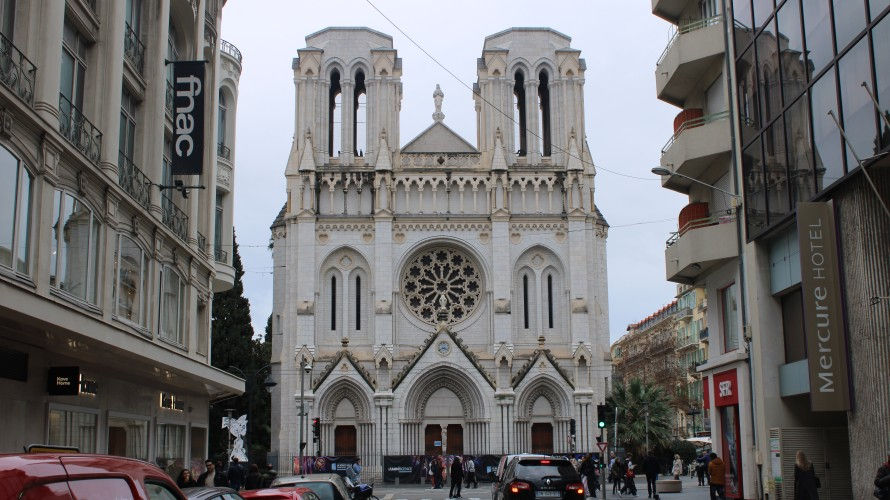 ノートルダム・ド・ラソンプシオン大聖堂(Cathédrale Notre-Dame-de-l’Assomption)