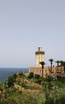 カップ・ダンティーブの海岸遊歩道(Sentier du littoral au Cap d’Antibes)
