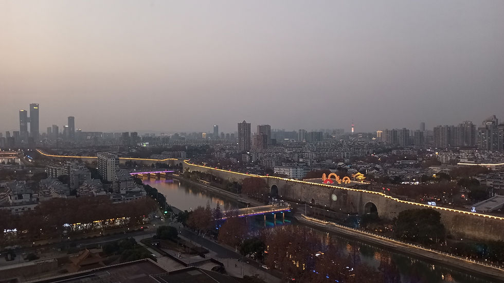 磁器塔