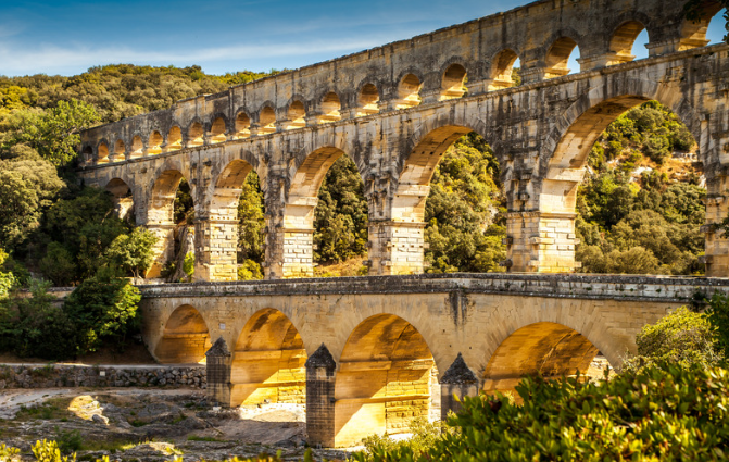 ポン・デュ・ガール(Pont du Gard)