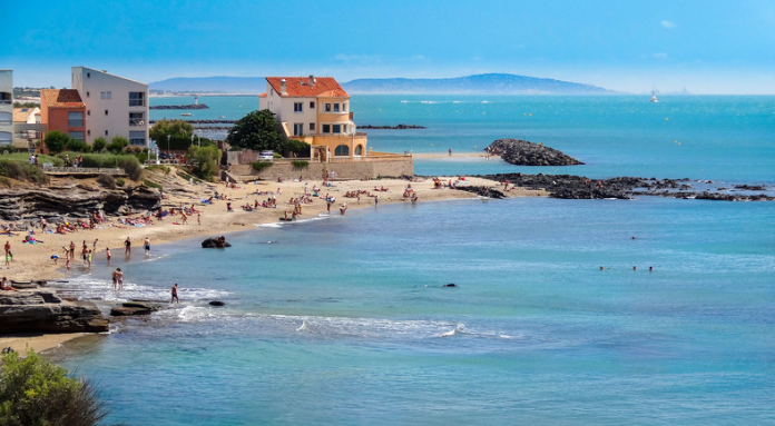 アグド(Agde)周辺の海岸線