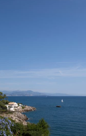 カップ・ダンティーブの海岸遊歩道（Sentier du littoral au Cap d’Antibes）
