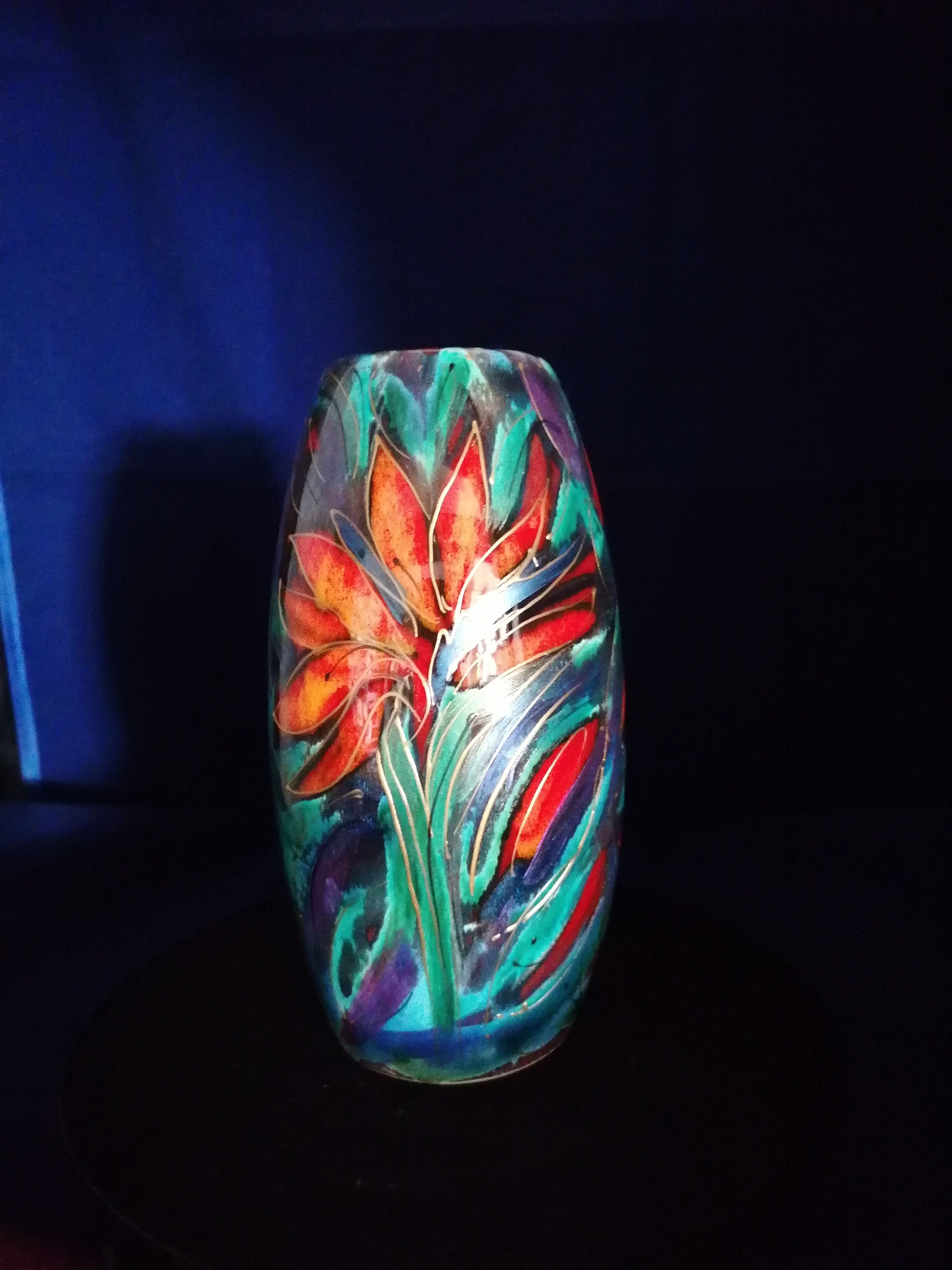 'Nirvana' handpainted17cm vase