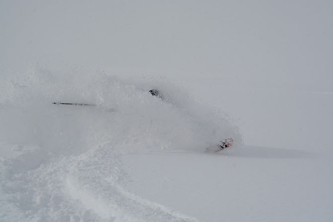 Backcountry-skiing-trip-Japan.jpeg