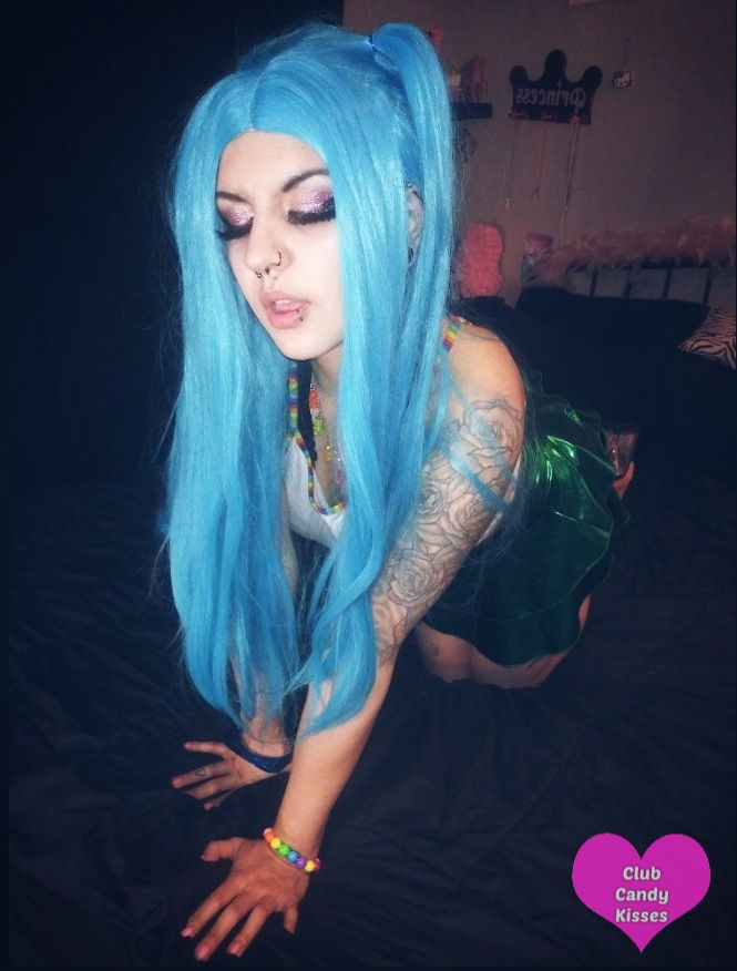Thumbnail: Level 10 🍬 Fem Service