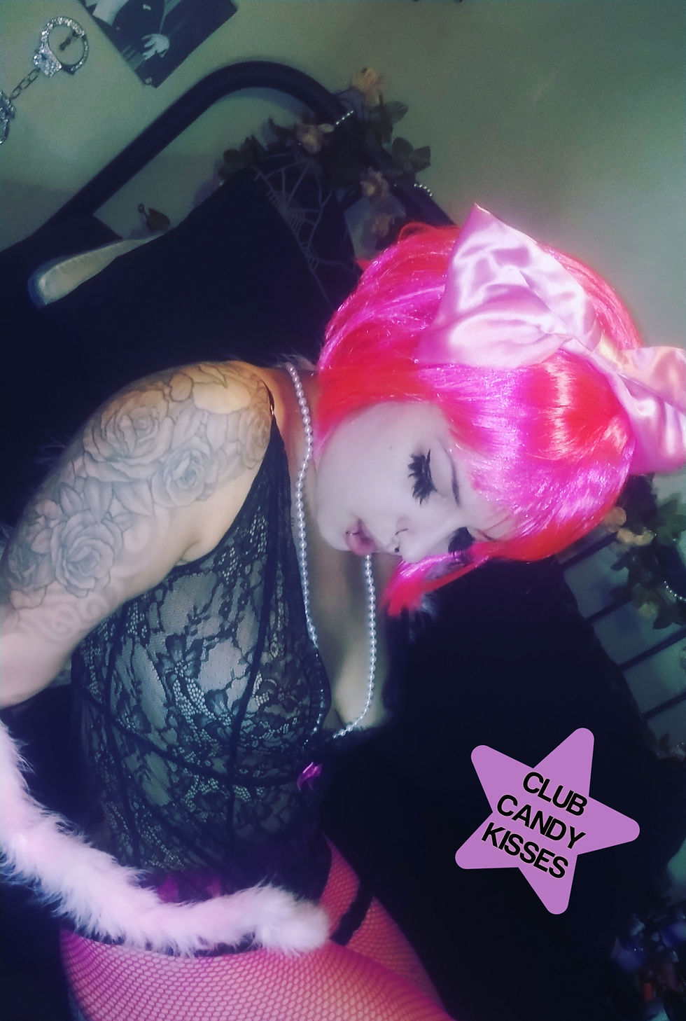 Thumbnail: Level 7 🎀 Fem Service