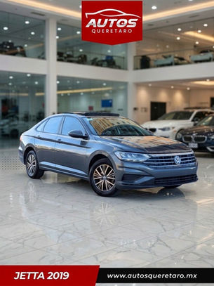 Volkswagen Jetta Trendline 2019 Seminuevo en Querétaro | Automático | $219,000