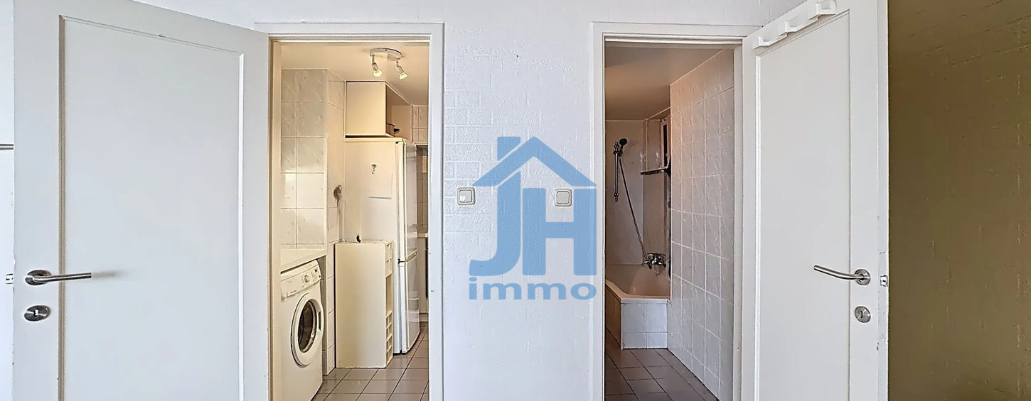 #StudioÀVendre #AppartementÀVendre #ImmobilierBruxelles #StudioLouise #VenteImmobilière #InvestissementBruxelles #TopLocalisation #ImmobilierDeQualité #JHImmo #QuartierLouise