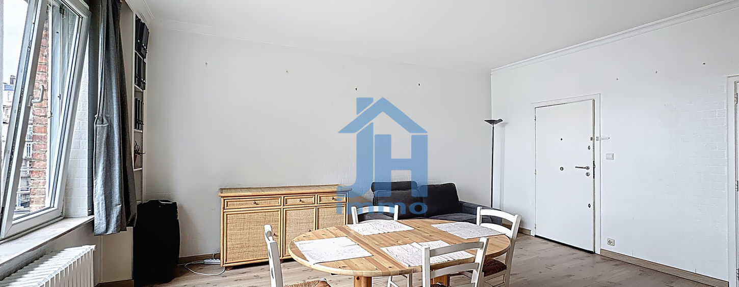 #StudioForSale #ApartmentForSale #BrusselsRealEstate #LouiseDistrict #PrimeLocation #InvestmentProperty #DowntownBrussels #HighEndRealEstate #JHImmo #StudioInBrussels