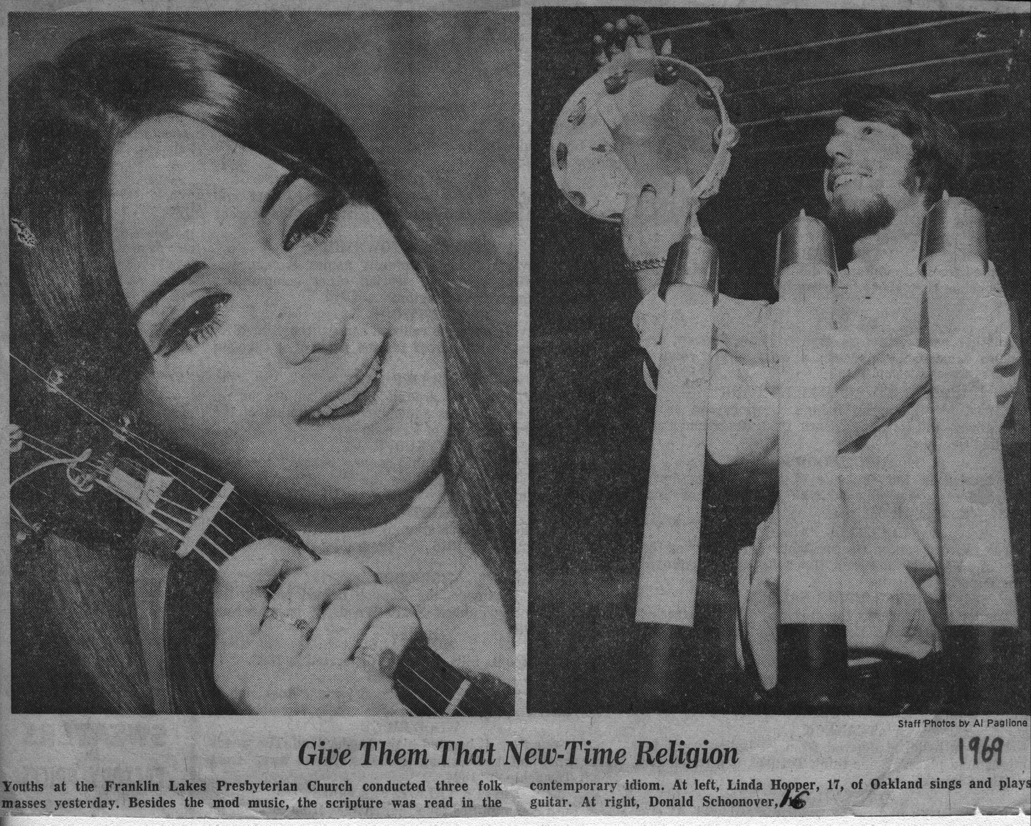 Nov.1968 Linda and Schoonie tambourine