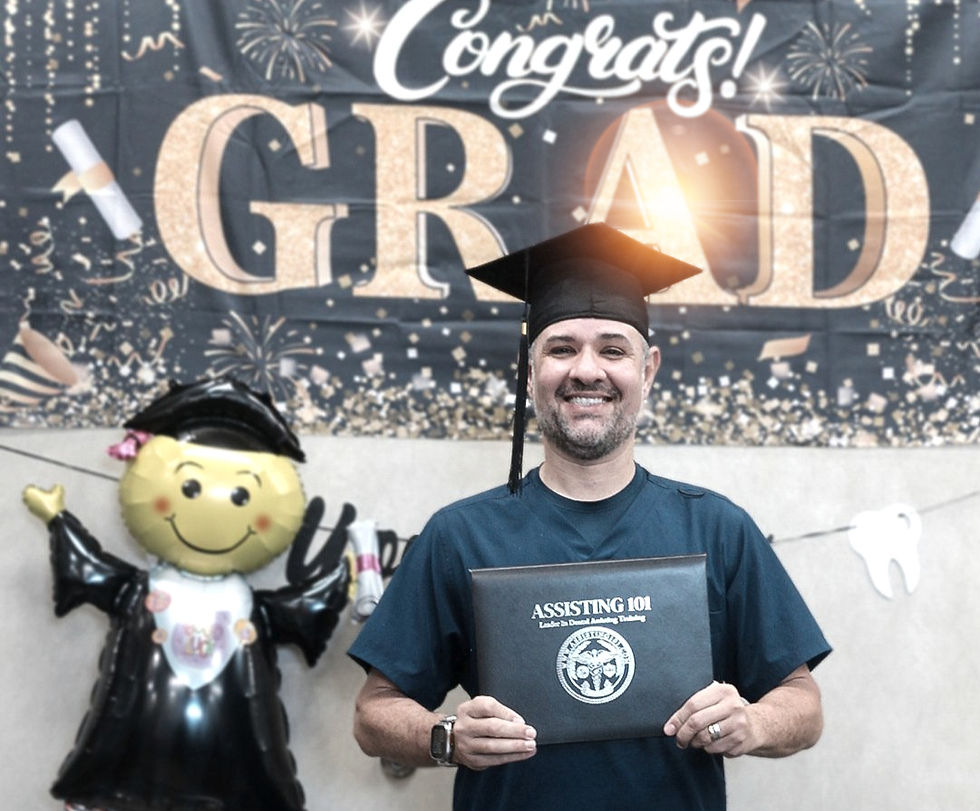 Grad 2025 - Dental Assistant in the U.S.