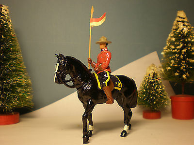 Niart2023.12.10 Canadian Mounted Police - BRITAINS