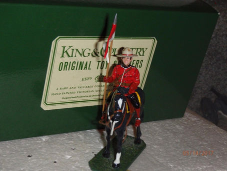 Niart2023.12.08 Canadian Mounted Police - King & Country