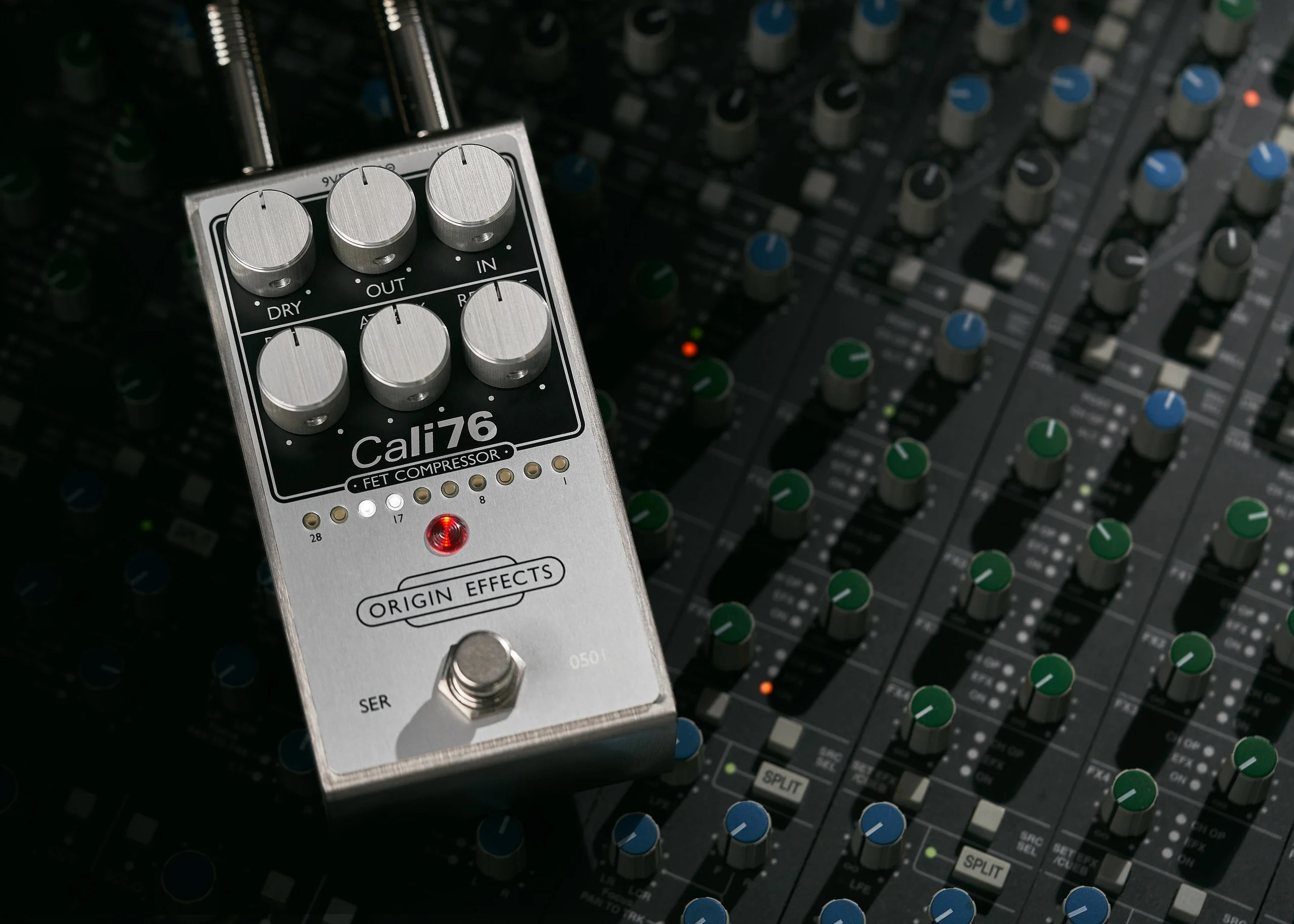 Origin Effects Cali76 FET Compressor | Tonevolts