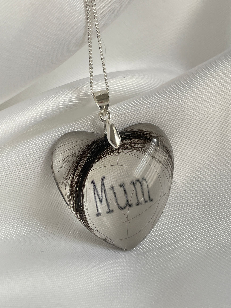 Thumbnail: Heart Shaped Pendant with Inclusion