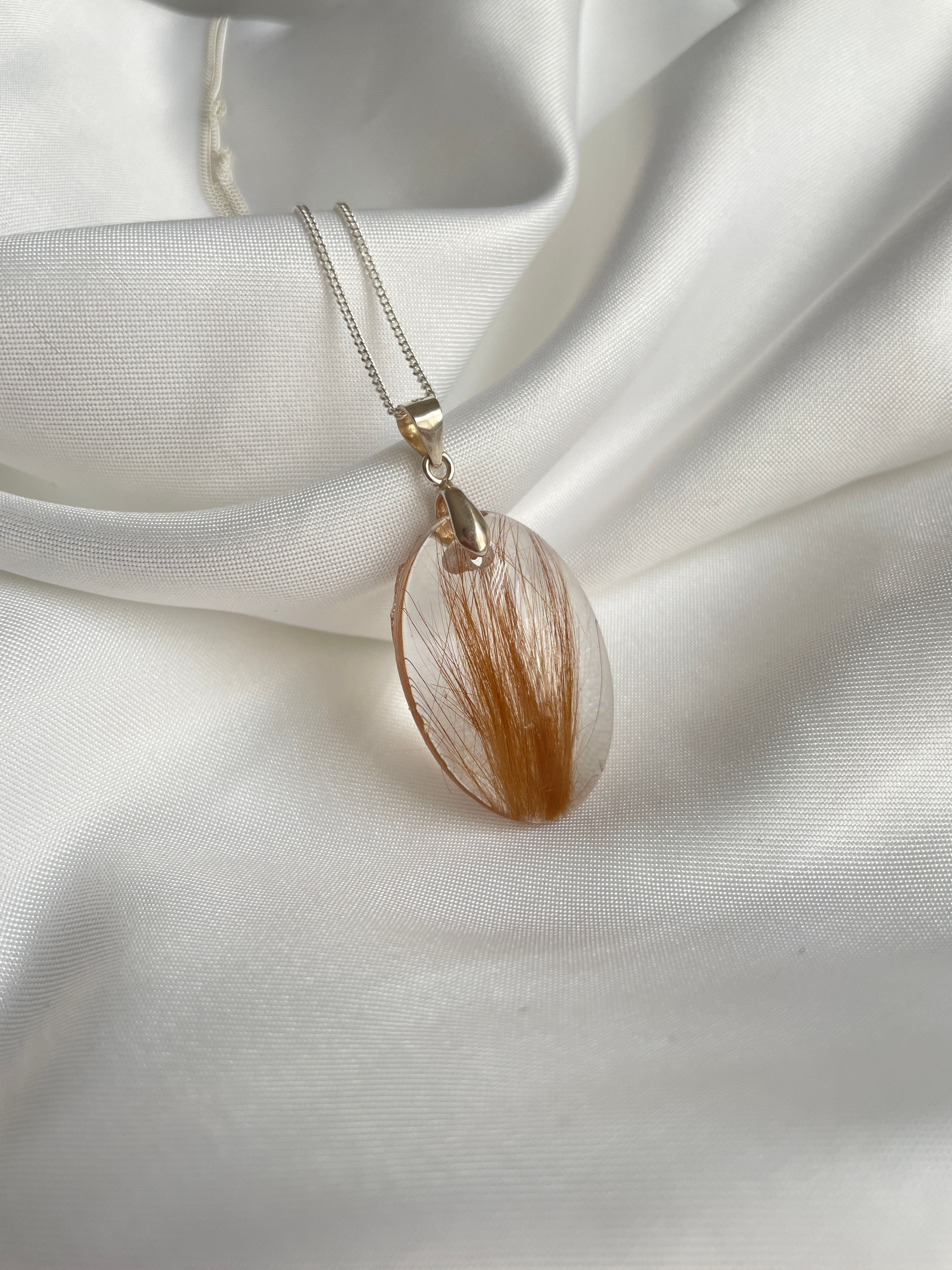 Oval Keepsake Pendant with Inclusion