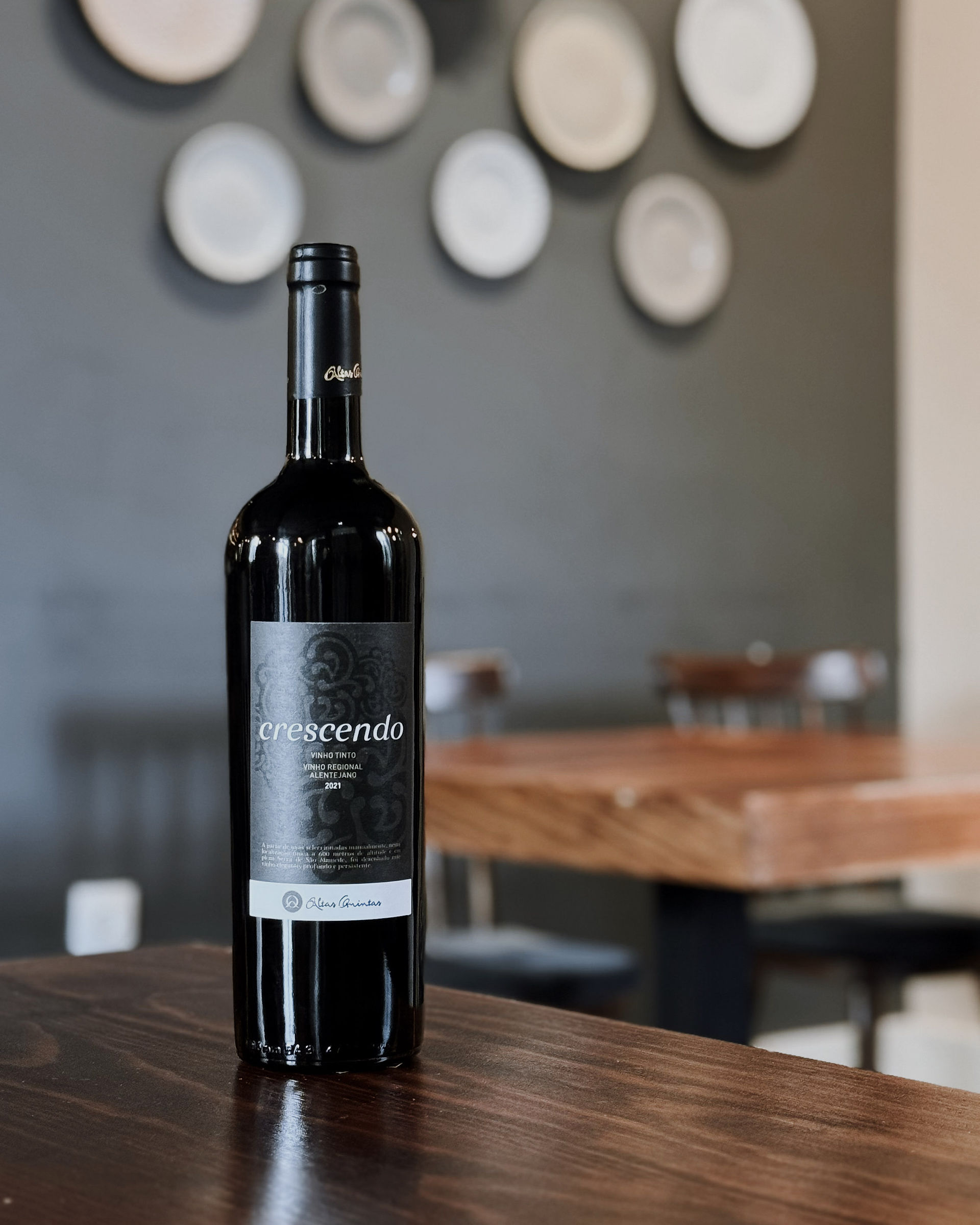 Vinho Crescendo - Altas Quintas -  Casa das Muralhas - Covilhã 