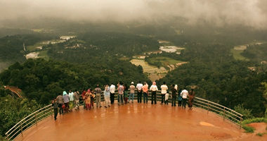 Bangalore to Coorg Tour Packages_edited.