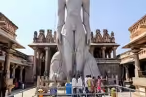 Bangalore to Shravanabelagola, Belur & Halebid 1 Day Tour Package.