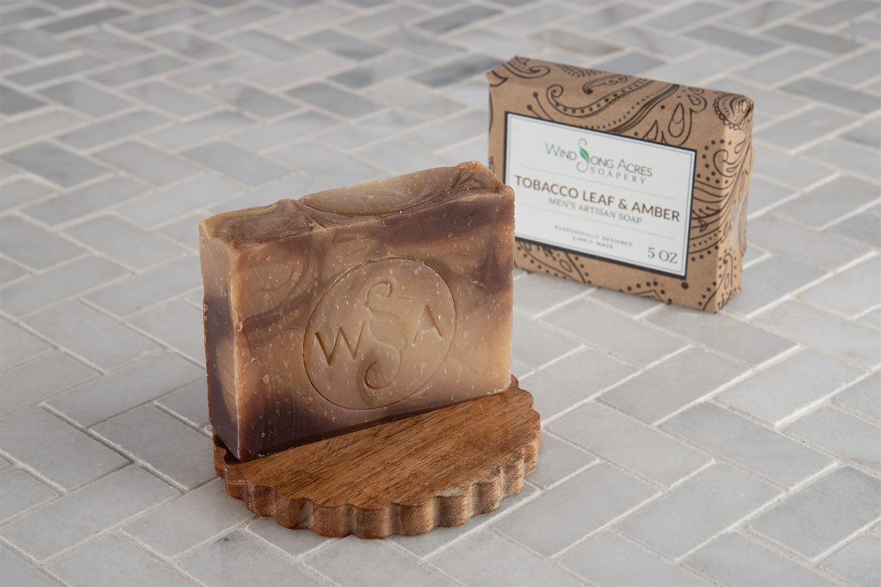 TOBACCO LEAF & AMBER SOAP