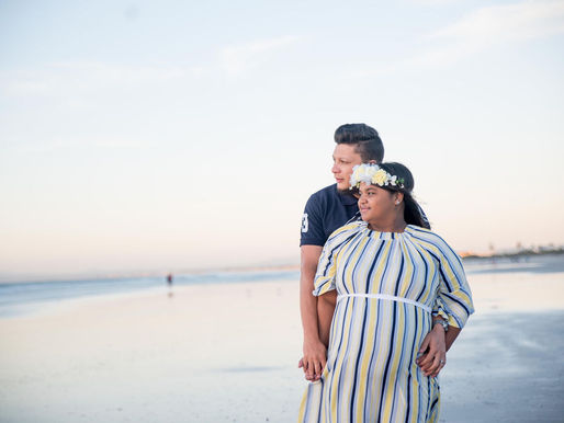 Botes Pregnancy beach sunset shoot