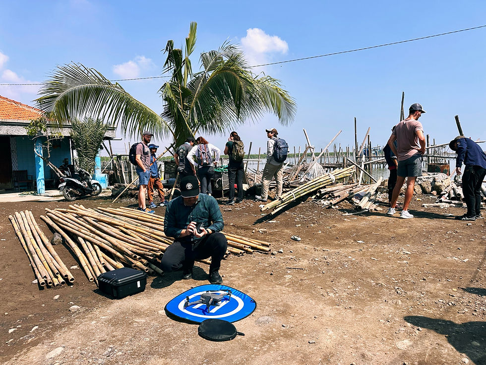 We attended lectures on climate change, coastal hazards, and integrated coastal zone management, gaining insight into local resilience strategies across Java’s coastlines.