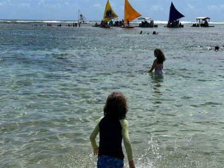 É preciso reconhecer que seus filhos não são propriedades suas. Eles são sua responsabilidade, não propriedade.