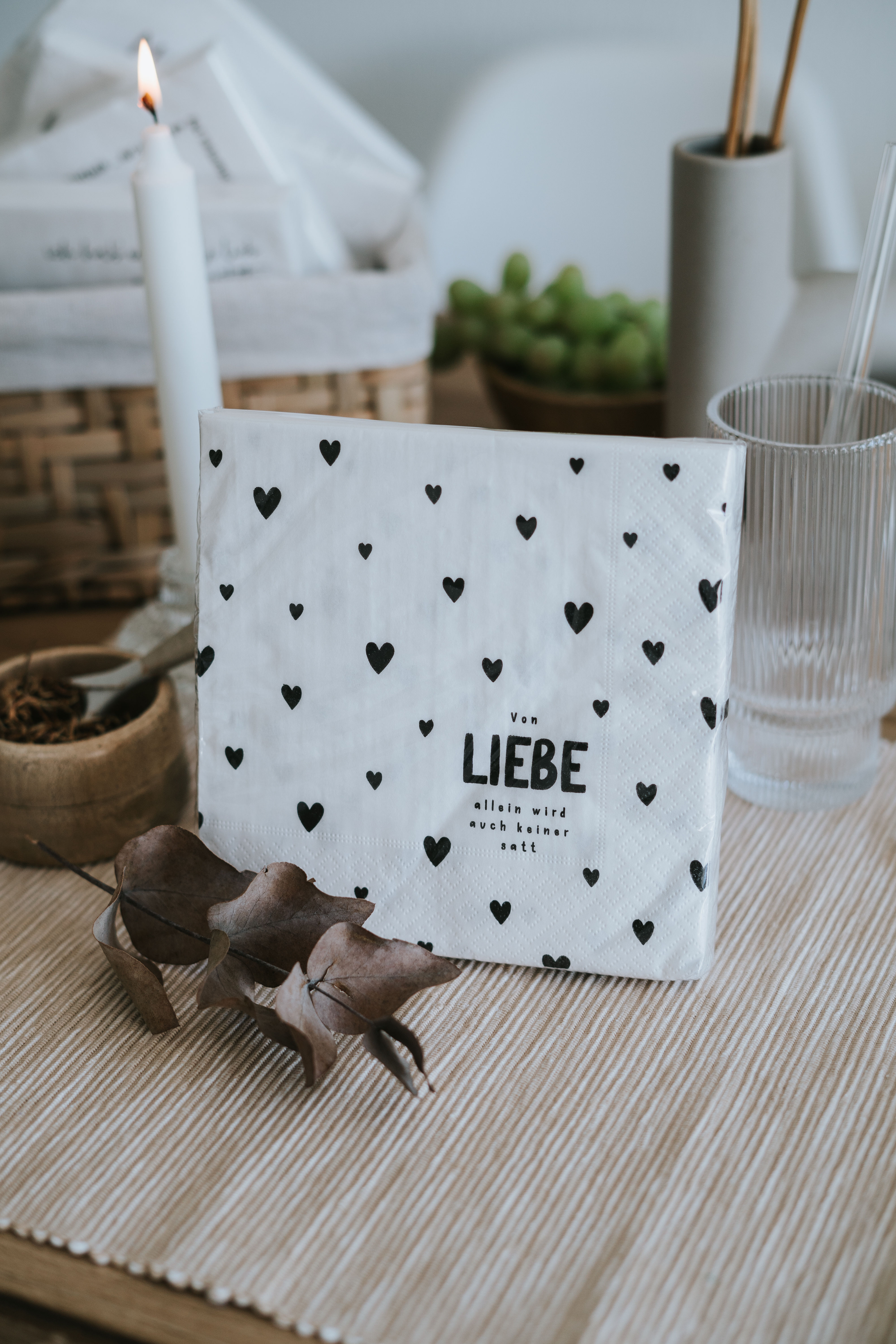 Serviette · Von Liebe allein Heldenglück Art. Nr. A139