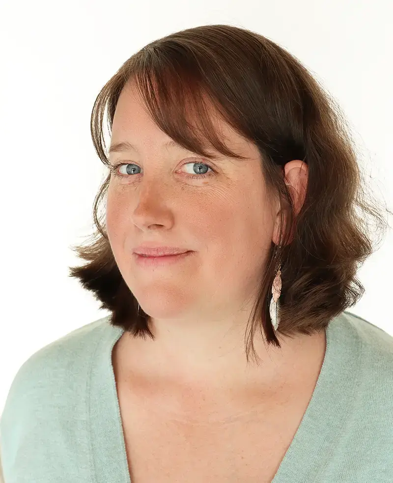 Portrait de Stéphanie Andrey de Made by Zazie, mercerie Suisse en ligne