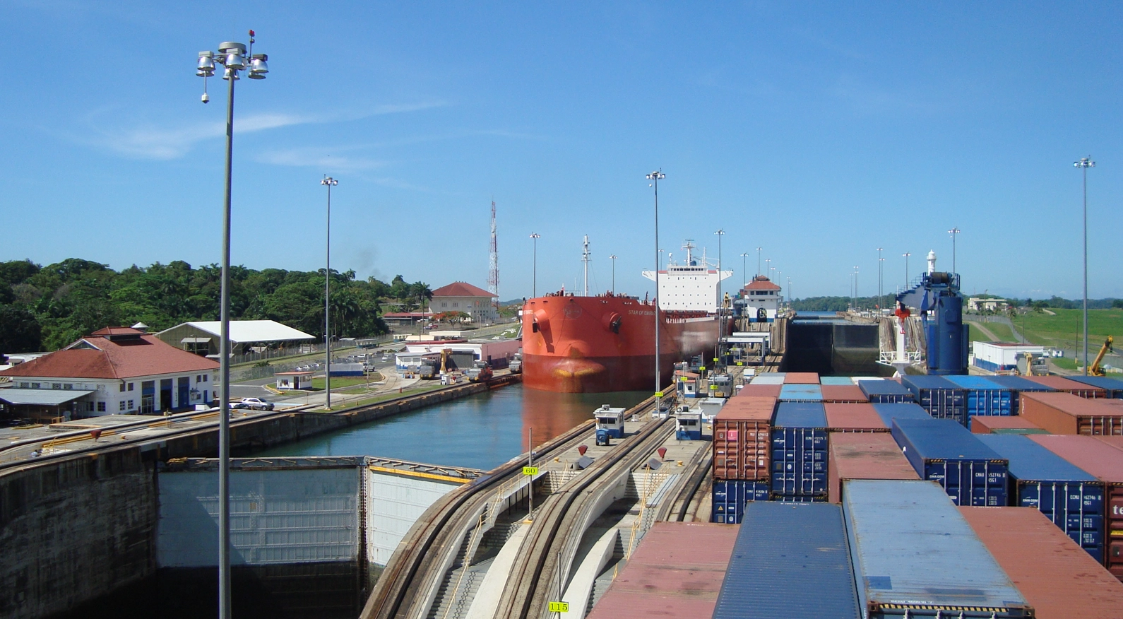 Traversée du canal de Panama.