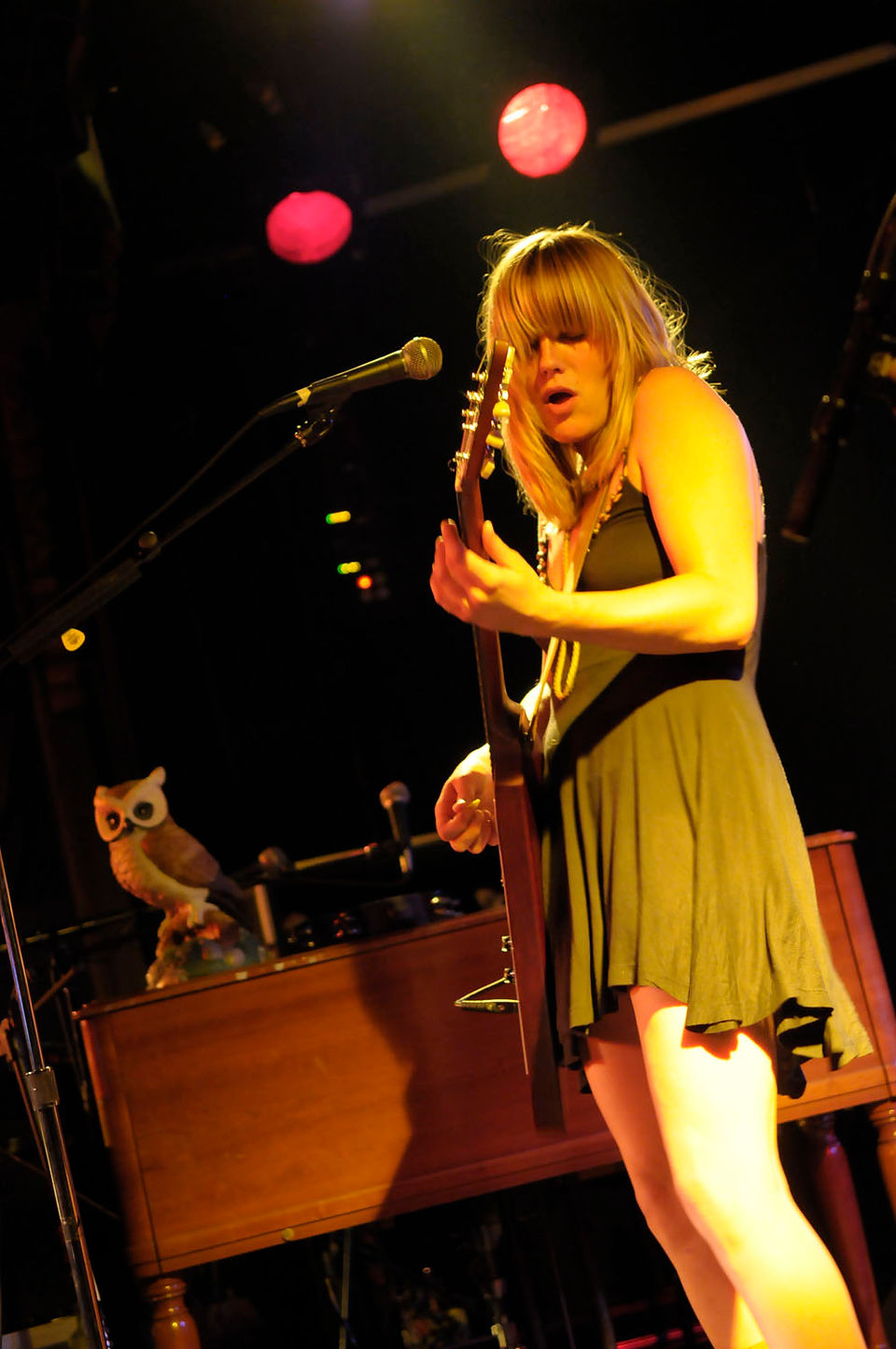 Grace Potter at Outerland in 2008 photo by David Welch