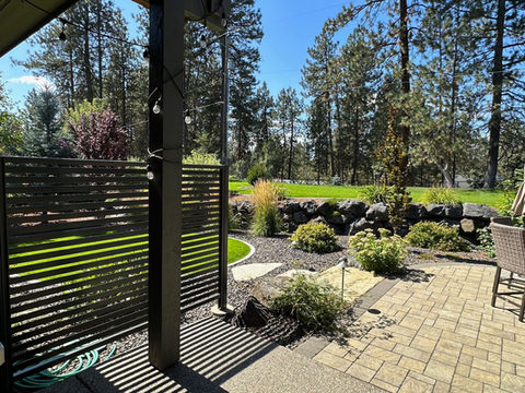 Genuine Colorbond steel slat fencing from Australia.  Using the Clik’n’Fit system for easy installation.  Long lasting, Easy maintenance, fire resistant, and 5 layers of protection.