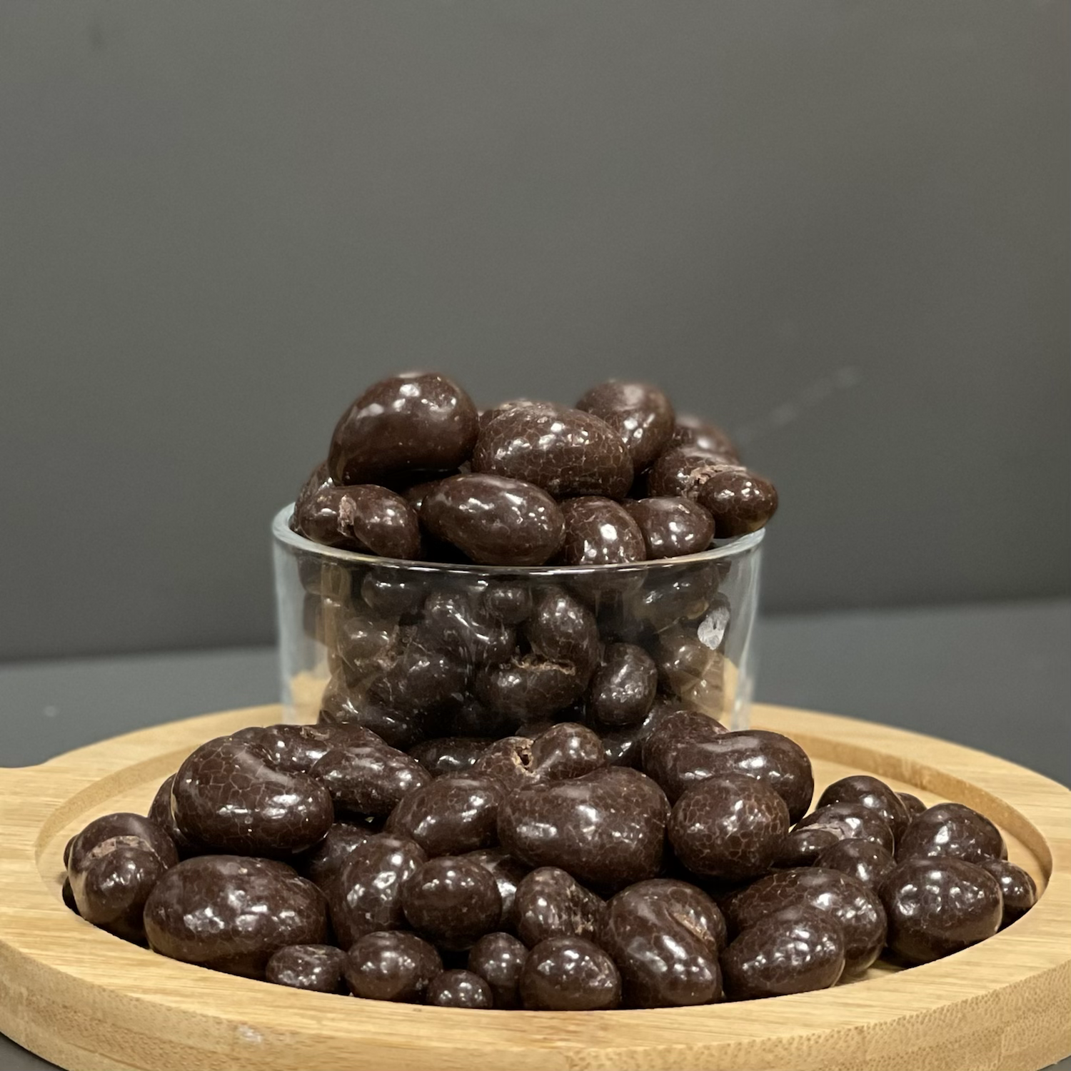 Chocolate with cashew nuts 500 gr