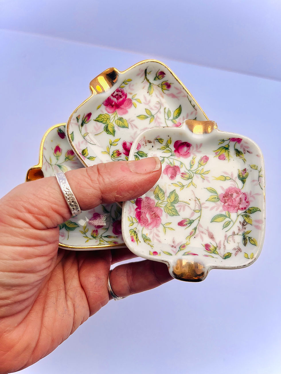 Thumbnail: Small Floral Vintage  Dishes - Pink