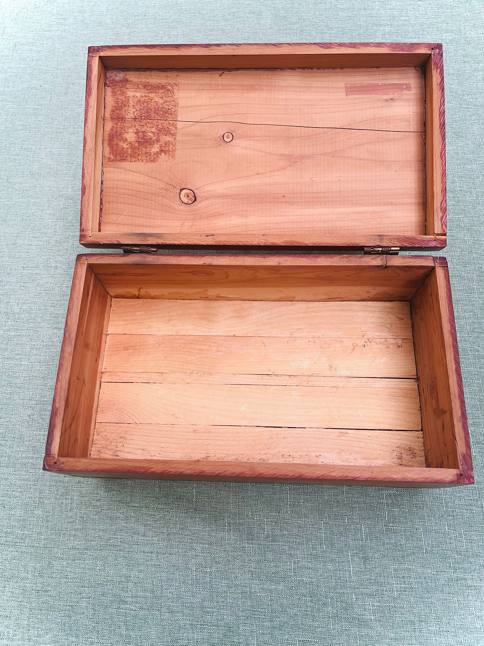 Thumbnail: Wooden Cottage Box