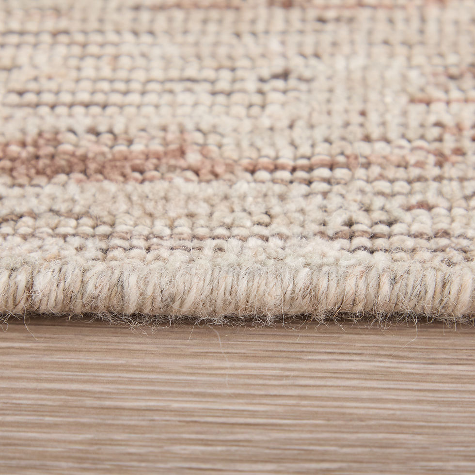 Thumbnail: Loralai Traditional Oriental, Red/Ivory