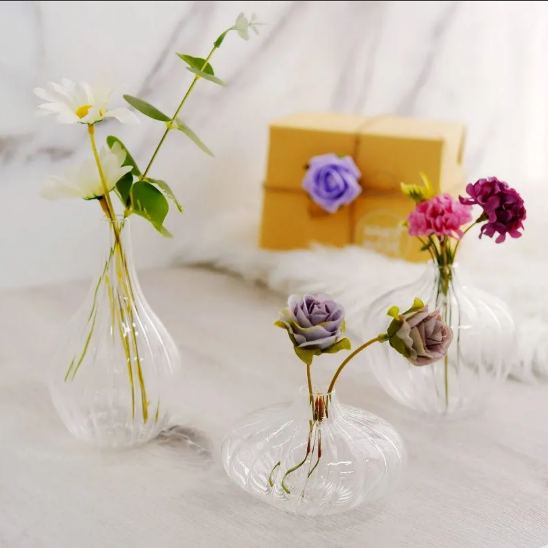 Clear Ribbed Design Glass Flower Vases (Set of 3)