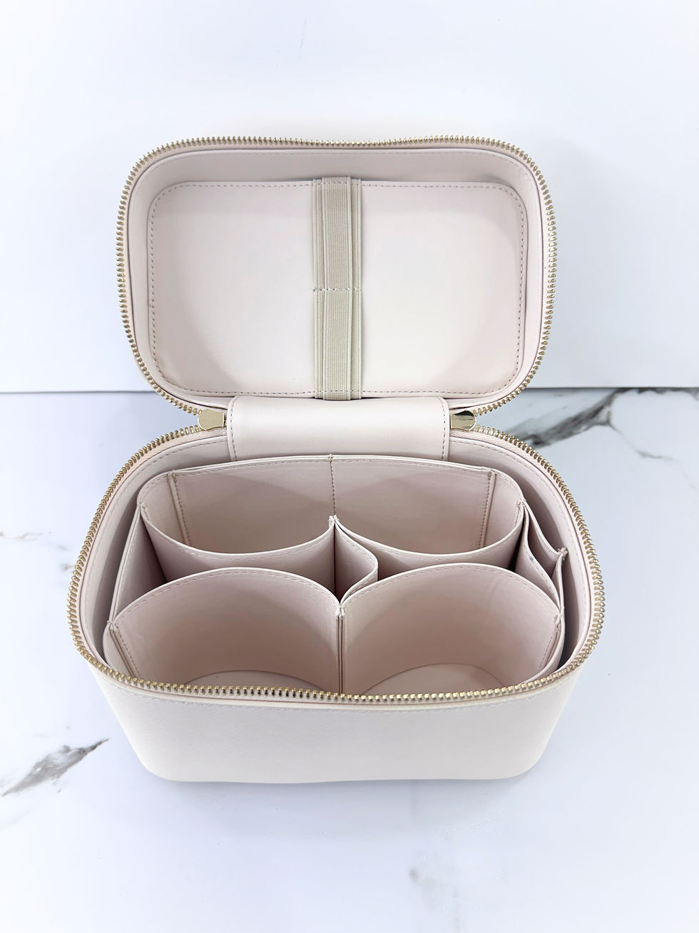Thumbnail: Leather Vanity Case