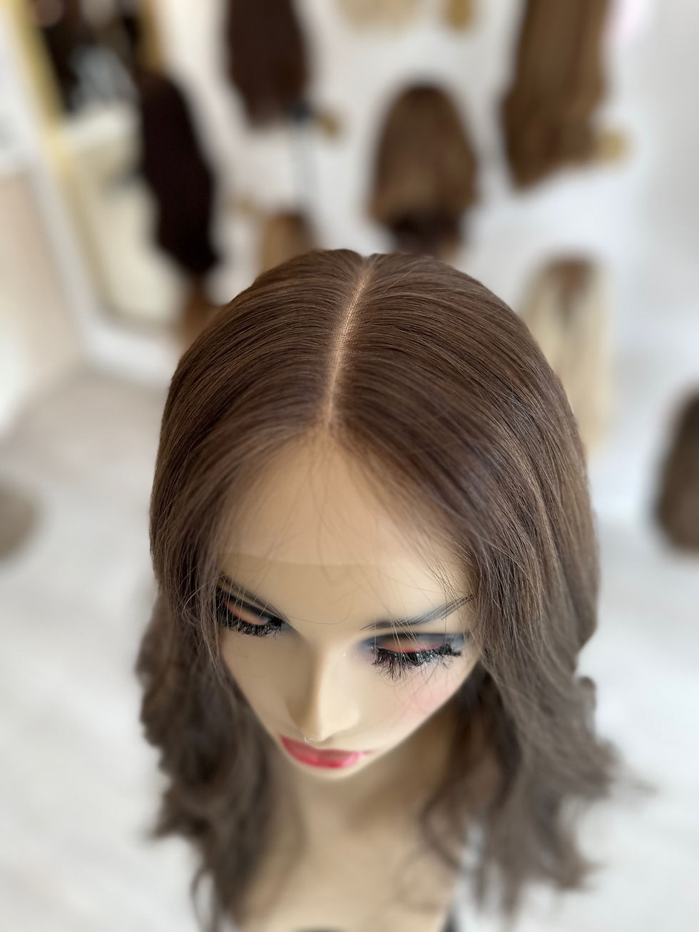 Thumbnail: LACE TOP FULL WIG - MOUSSE - 21-22" - XXS XS S M L