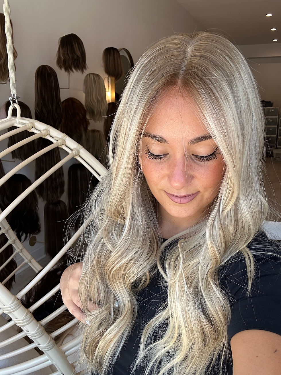 Thumbnail: LACE TOP WIG  PLATINUM DIMENSIONAL BLONDE XS/S/M 23-24"