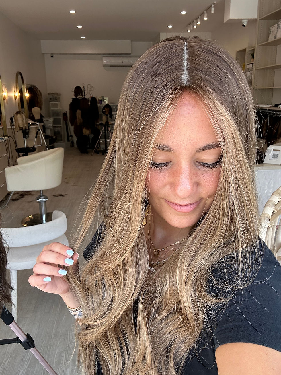 Thumbnail: TP35059-60: 8X8 22-23" SALTED CARAMEL SILK TOPPER