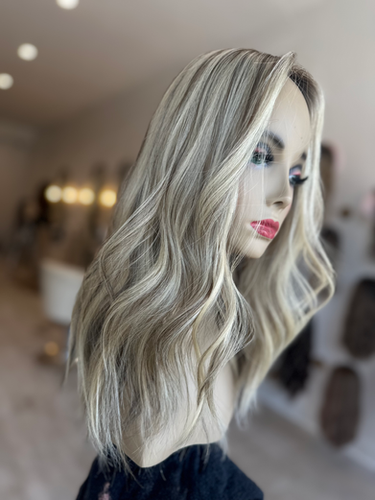 【THEAIRTOWN】Impromptu crown top ★2color TP33383/89: DIMENSIONAL BLONDE - 8.5x10 18-19
