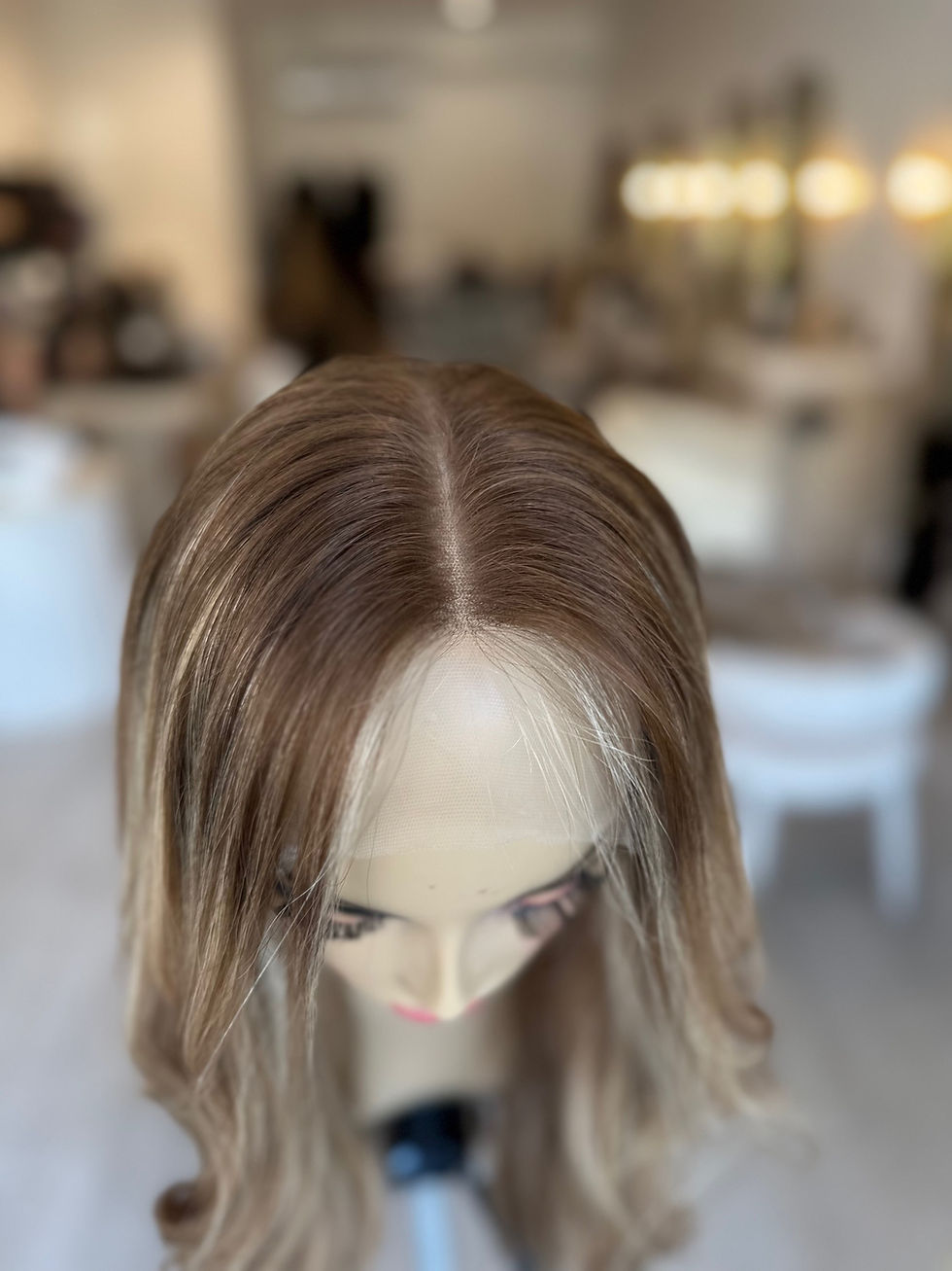 Thumbnail: LACE TOP WIG - HONEY LIGHT BROWN BALAYAGE SOPHIE 26" XS/S/M