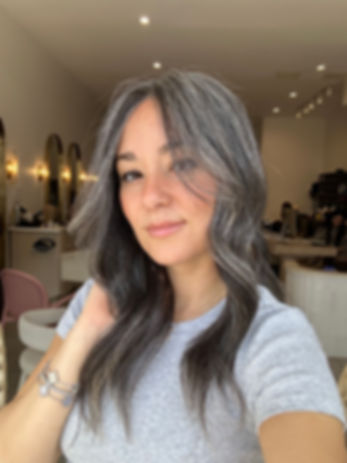 CL34719: CLOSED LACE TOPPER GRAY SALT AND PEPPER 20"